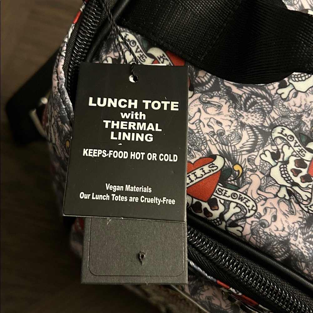 Ed Hardy Leopard and Skull Print Lunch Bag 
 Coolers. 10x8x6   PICK ONE…. - Picture 8 of 9